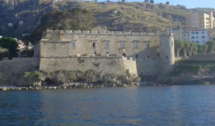 Torre Vallelunga Trabia Luaran gambar